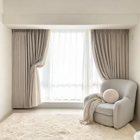 Nursery curtain layer